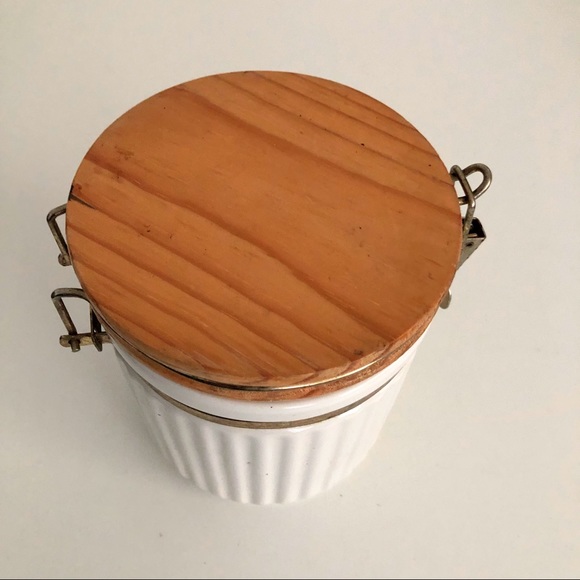 Alco Industries Ceramic Canister - Picture 4 of 4